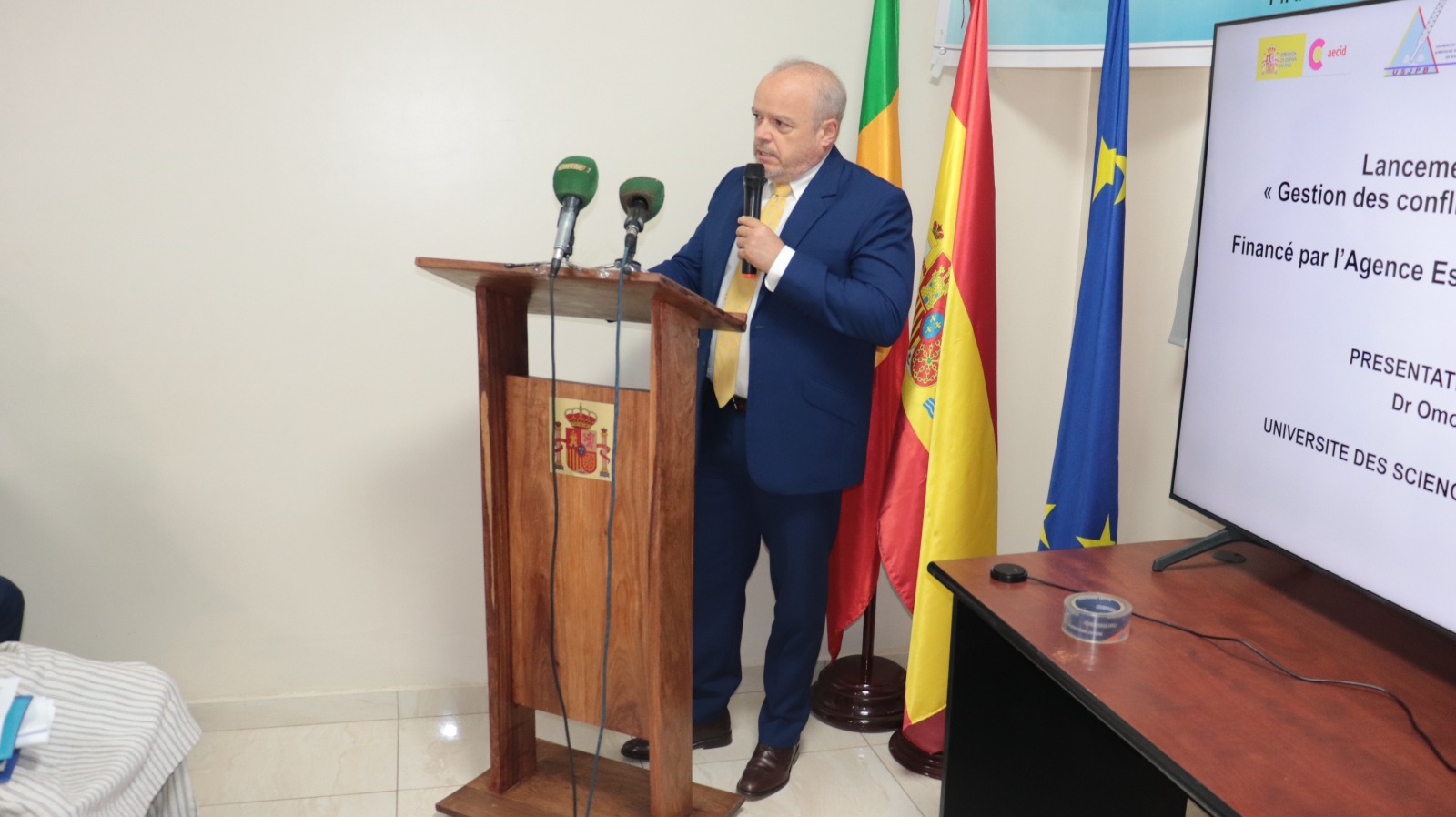 El Embajador de España, José Hornero Gómez