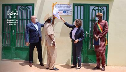 La Cooperación Española y el PMA apoyan la producción local de alimentos enriquecidos para luchar contra la malnutrición en Mopti