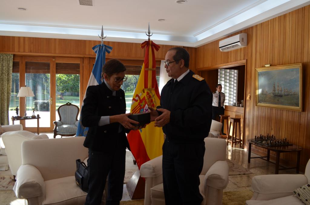 Visita a la Base Naval de Puerto Belgrano.jpg