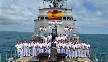 Escala del buque de la Armada Española "Infanta Cristina" en Santo Tomé