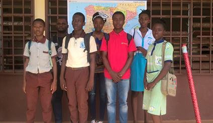 Premio «Embajada de España» al mejor alumno de español de Gabón del curso 2016-2017