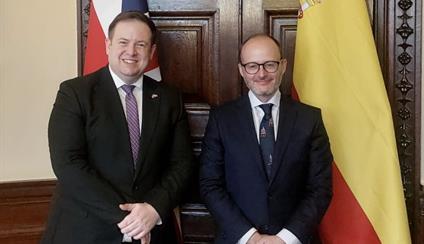 Diego Martínez Belío visits London