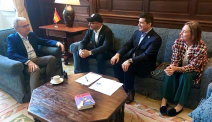 The Ambassador receives the CEO of Code.org, Hadi Partovi