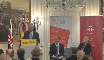 Presentation of the book "The Curious Impertinents"