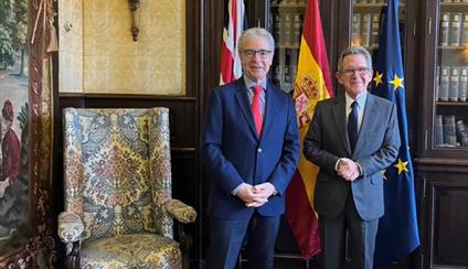 The Ambassador meets with Lord John Browne