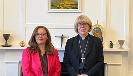 Reunión con la arzobispa de Canterbury