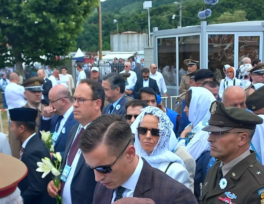 Srebrenica 2.jpg