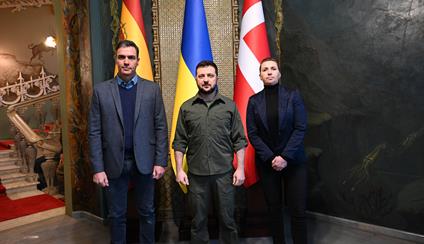 President Sánchez travels to Ukraine to meet with President Zelenskiy, announces new military aid package and the dispatch of experts for the International Criminal Court