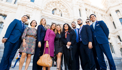 Apply: Hispanic Leaders Program