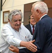El ministro García-Margallo con su homólogo uruguayo Almagro. Foto Efe