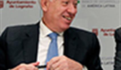 El ministro García-Margallo apoya el “futuro en español” 