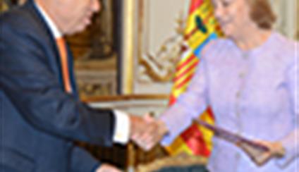 El ministro y la presidenta del Gobierno de Aragón firman el Protocolo General de Colaboración 