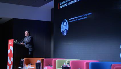 José Manuel Albares participates in the first "Grand Continent" Summit