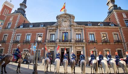 His Majesty the King receives letters of credence from new ambassadors
