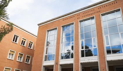 Guide to the Diplomatic Service Exams 