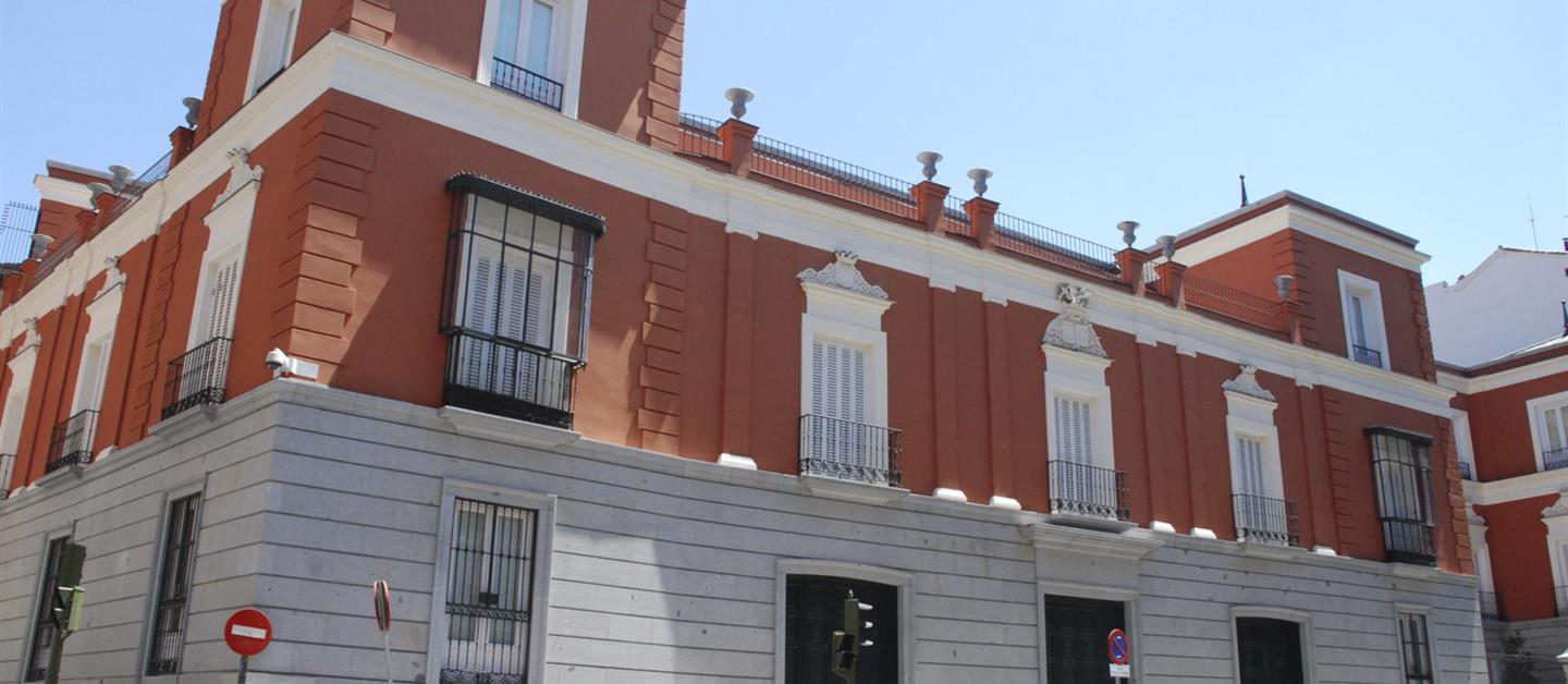 Fachada del Palacio de Viana